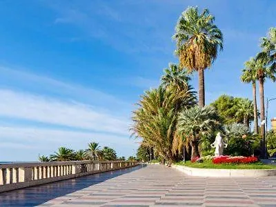 Barca A Vela A Due Alberi Di 15 M Con 7 Posti Letto A Portosole Con Parcheggio *